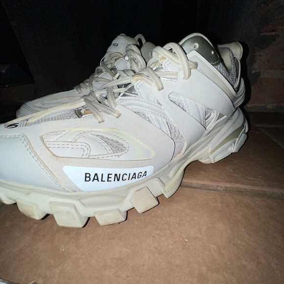 BALENCIAGA
Off-White Track Sneakers - Picture 8 of 10